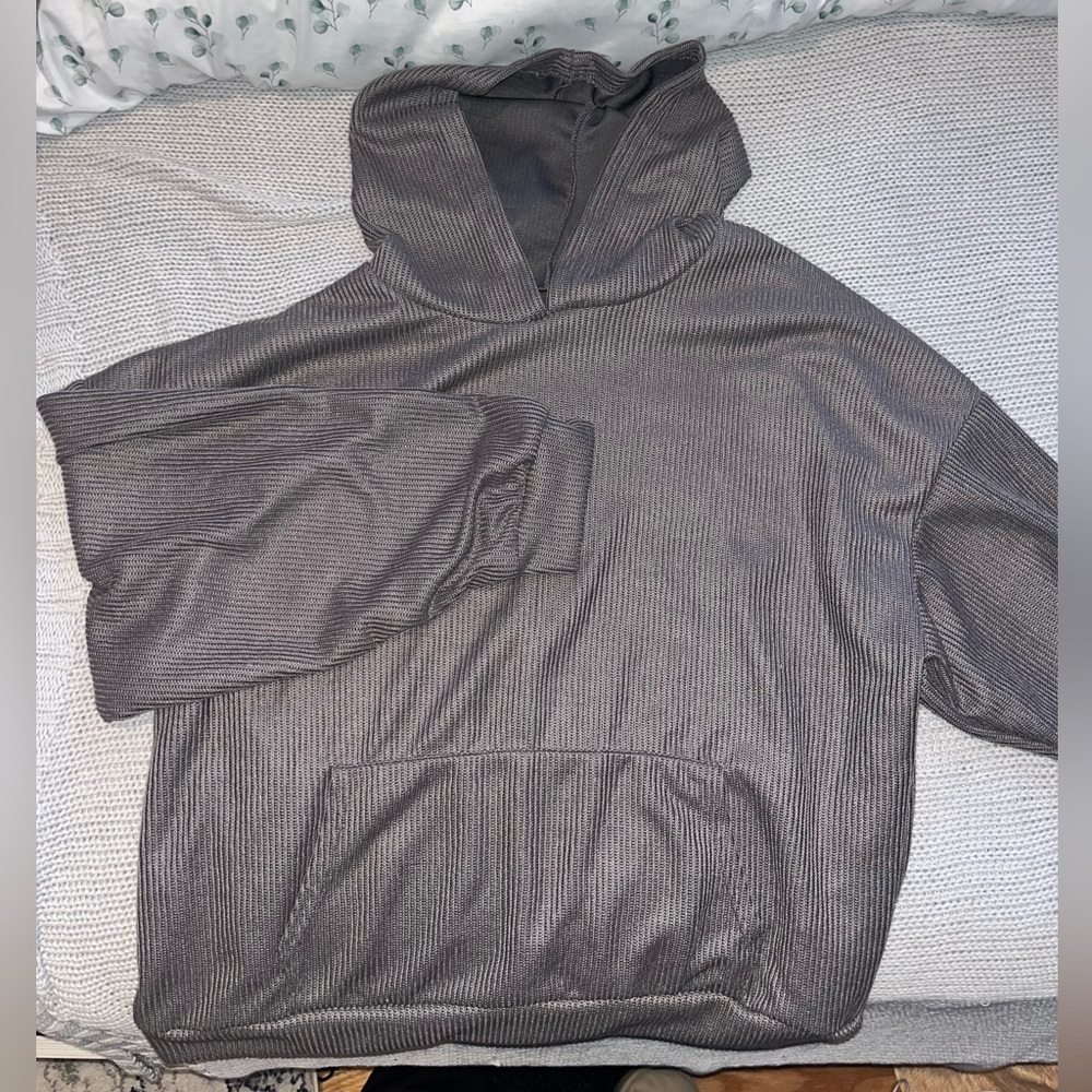HODDIE 🫧 THIN FIT 🫧 DARK GREY
BRAND 🪩 Soley
